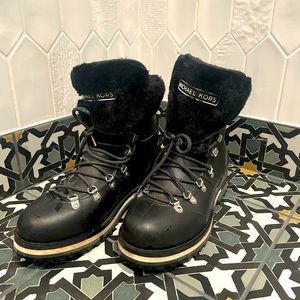 Black snow booties